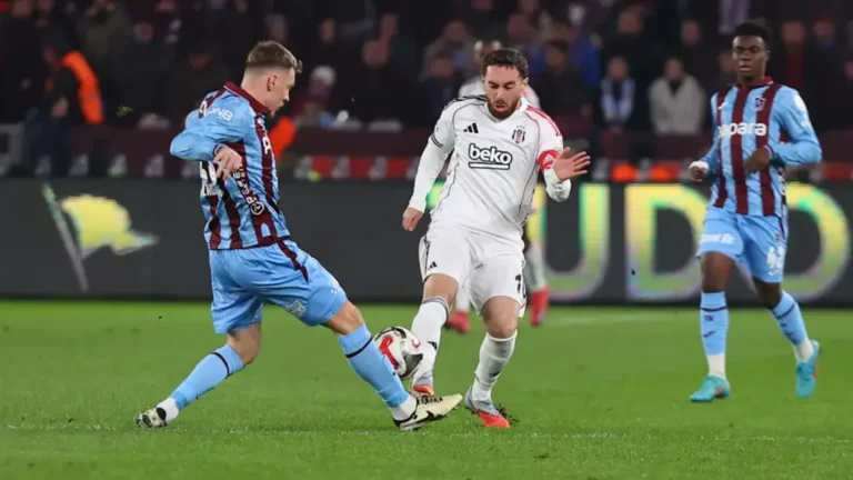 AA-20251214-39980678-39980675-TR